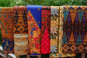 kain batik indonesia